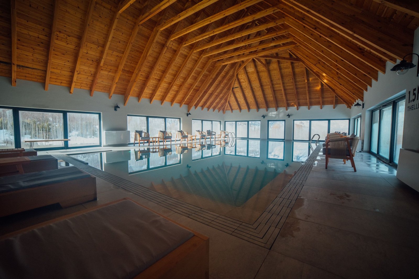 Pool at Hotel Kulla e Bajraktarit